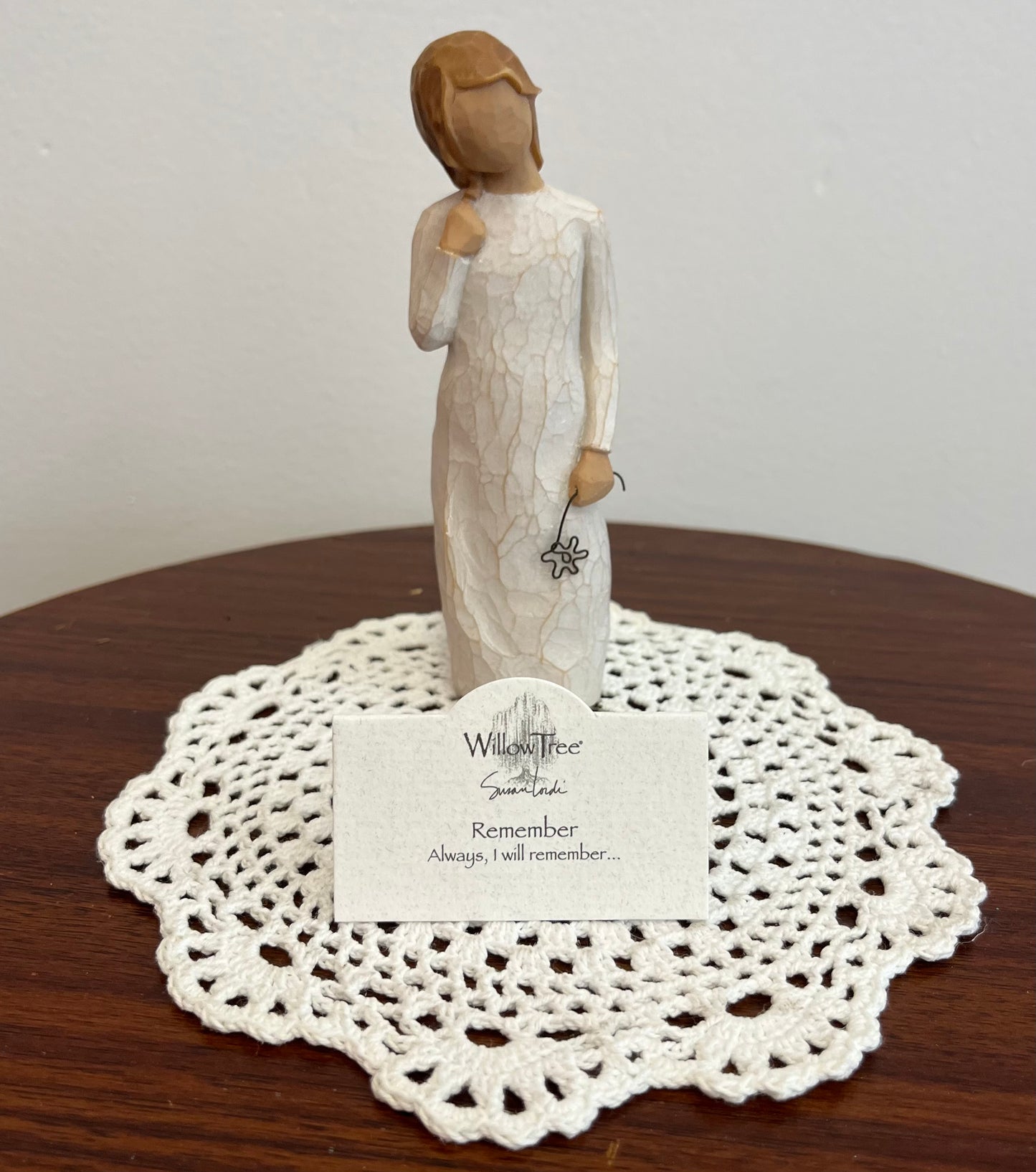 WillowTree Figurine - “Remember”