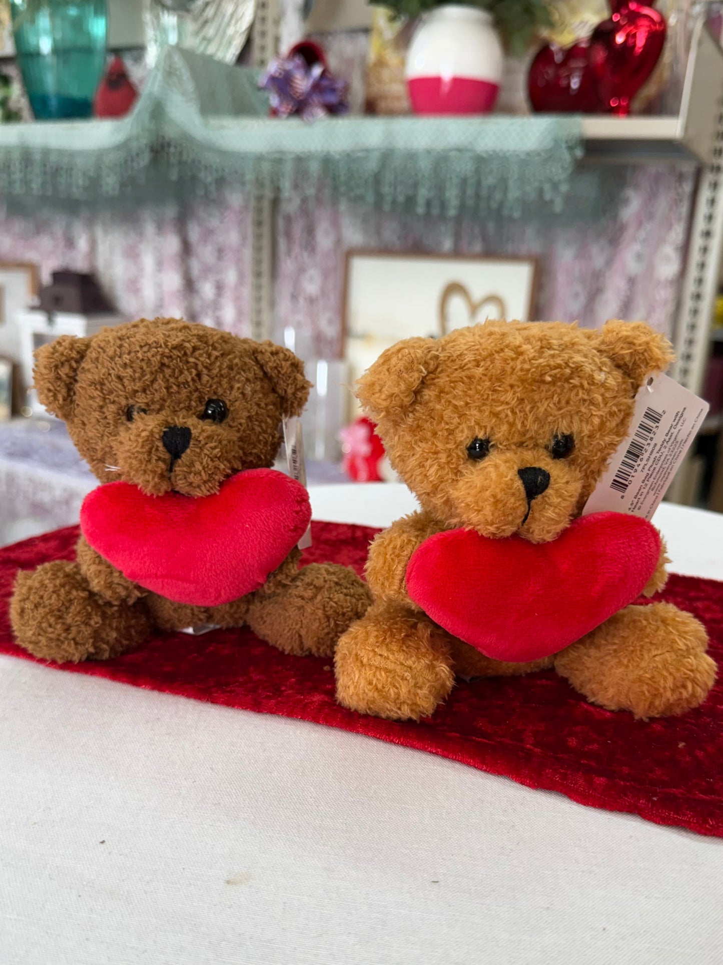Small Bear holding Heart – White Lilies N Paradise, Kokomo IN