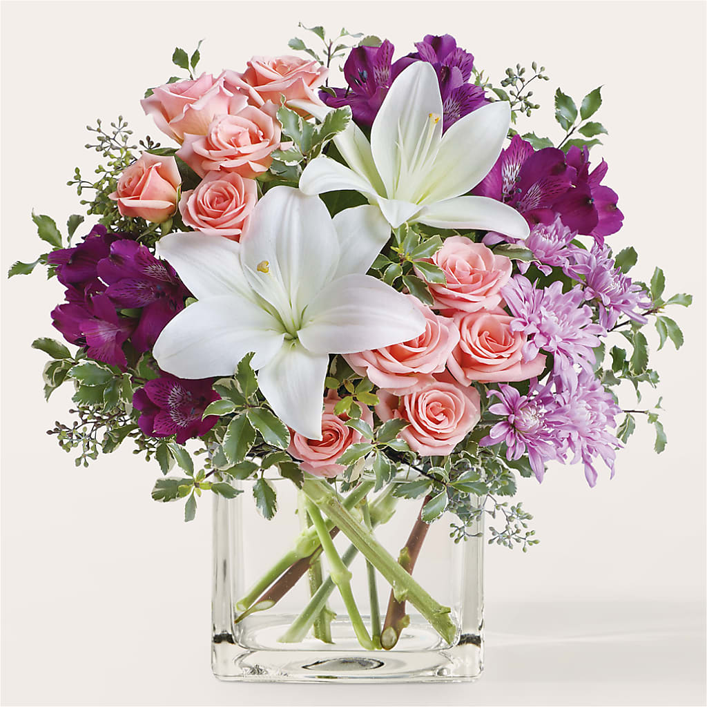 Mani Pedi Bouquet – White Lilies N Paradise, Kokomo IN