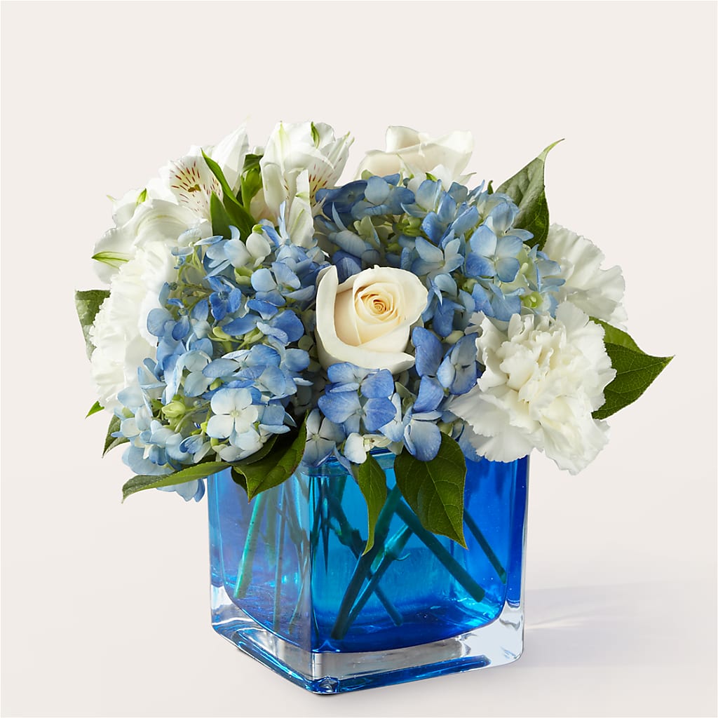 Soothing Waters Bouquet – White Lilies N Paradise, Kokomo IN