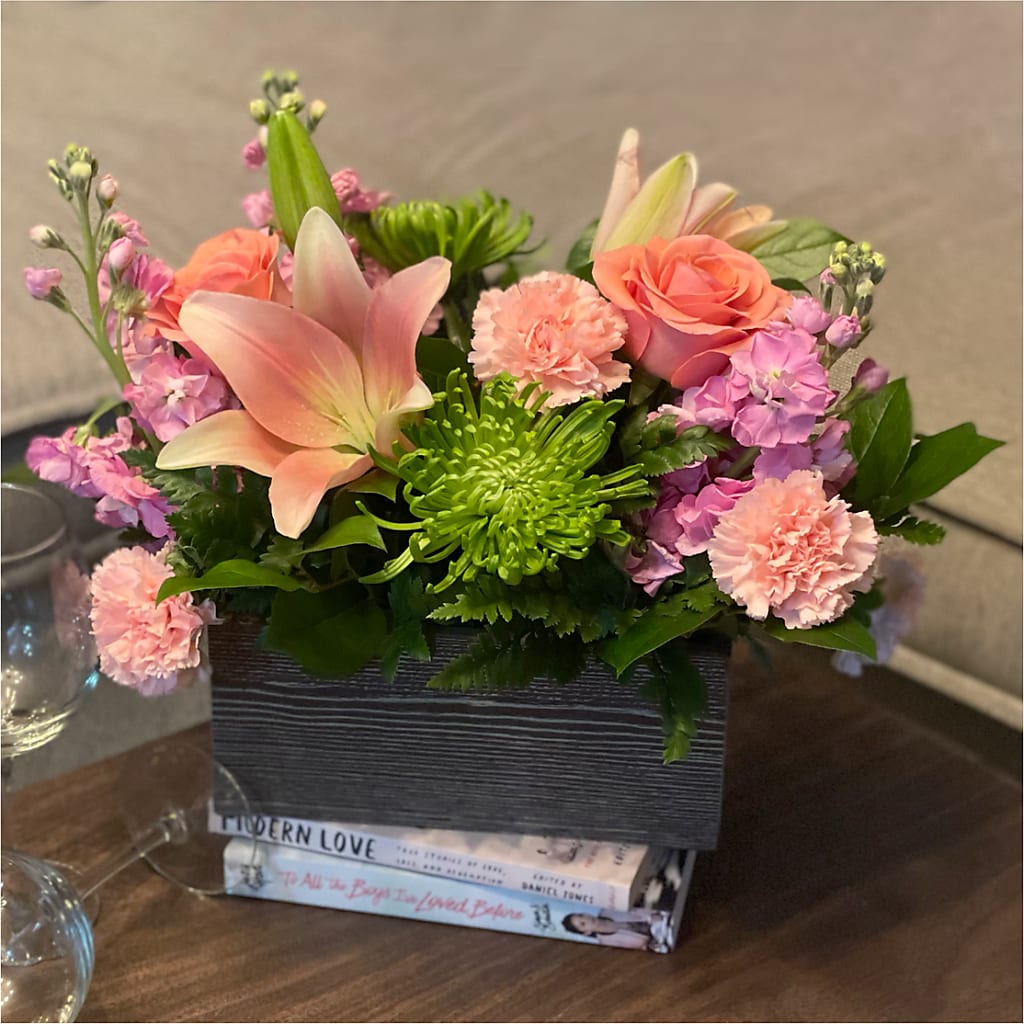 Beautiful Spirit Basket – White Lilies N Paradise, Kokomo IN