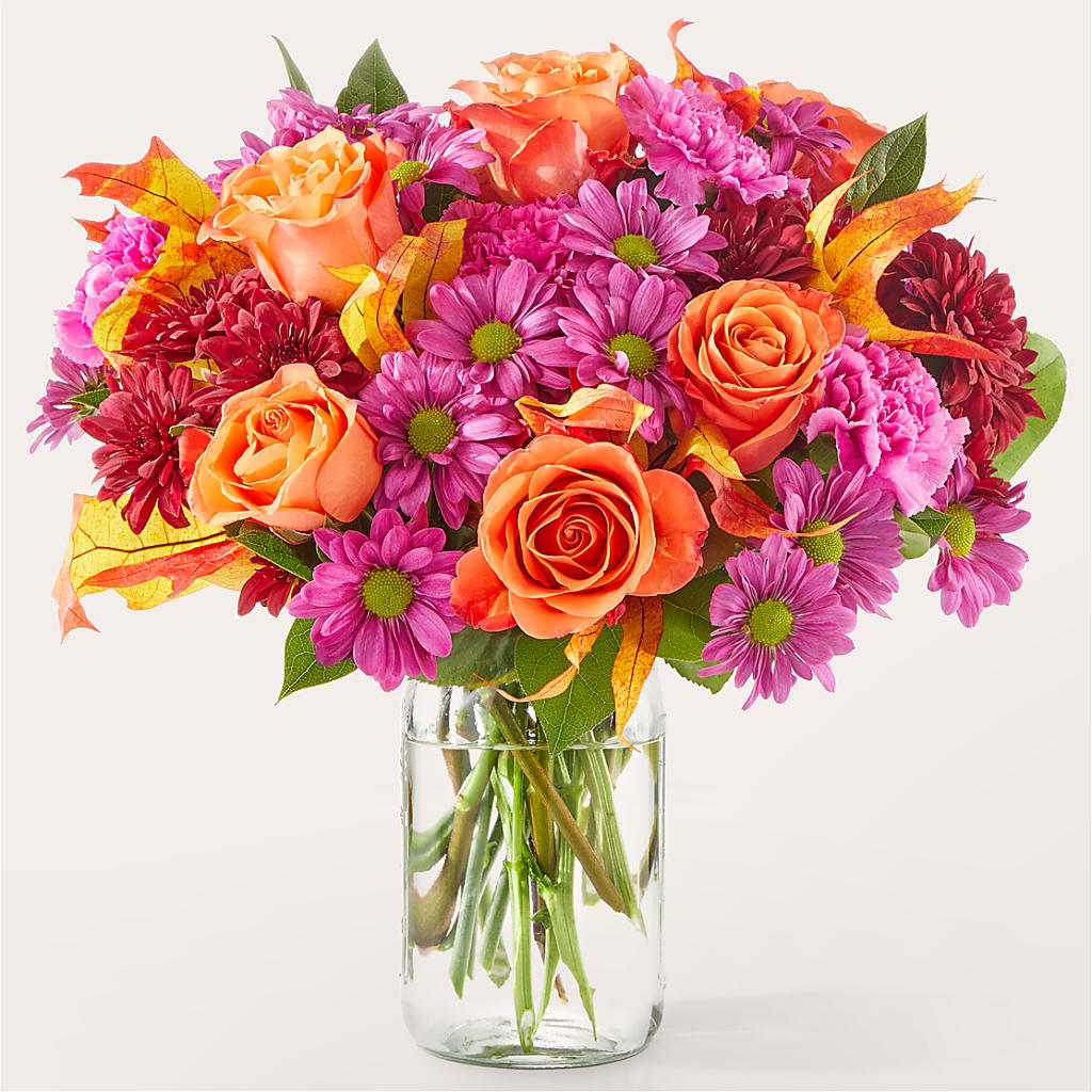 Mum's the Word Bouquet – White Lilies N Paradise, Kokomo IN