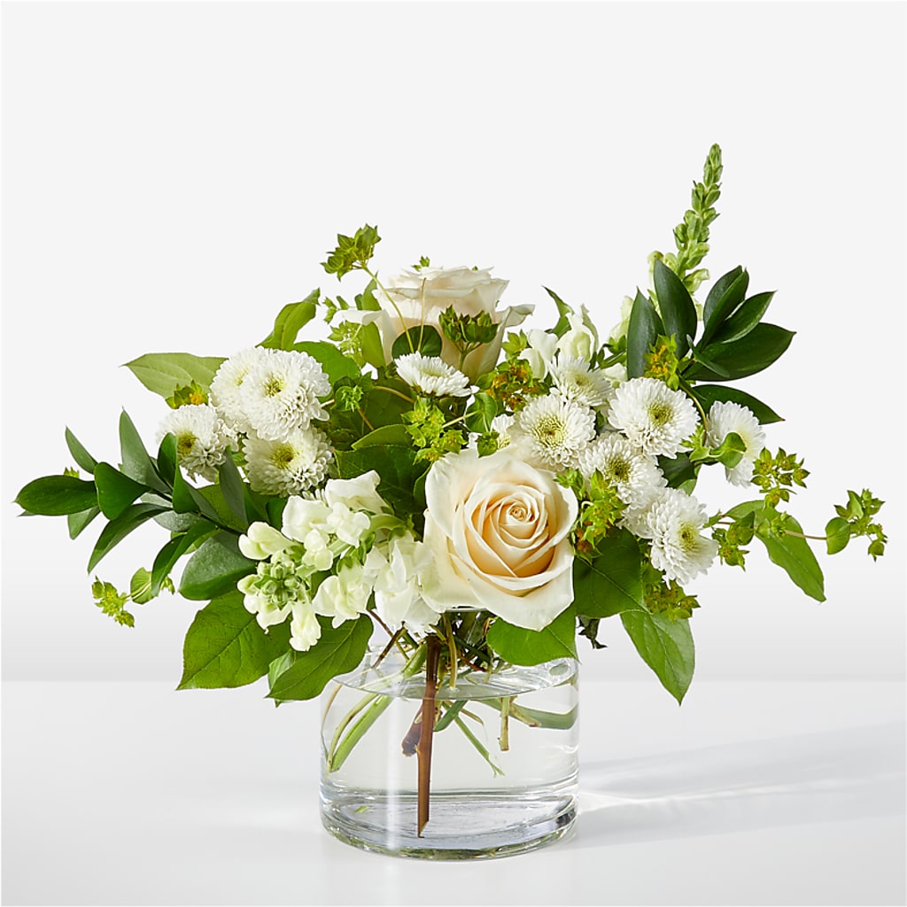 Hint of Vanilla Bouquet – White Lilies N Paradise, Kokomo IN