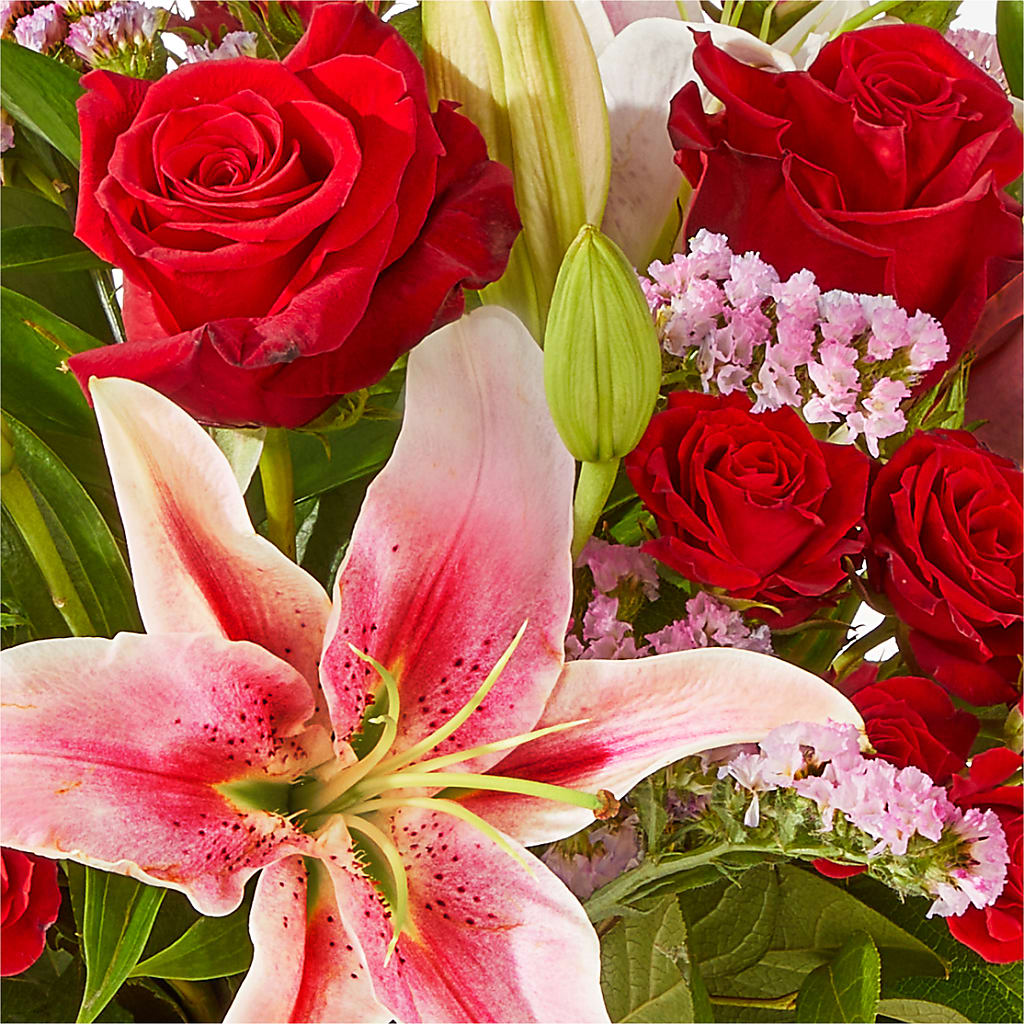 Hopeless Romantic Bouquet – White Lilies N Paradise, Kokomo IN