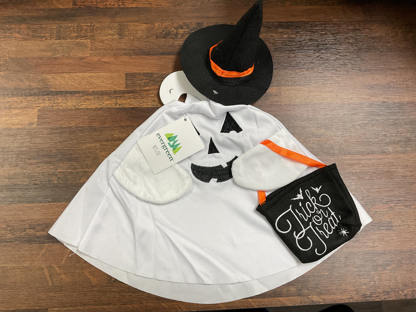 Ghost Goose Outfit