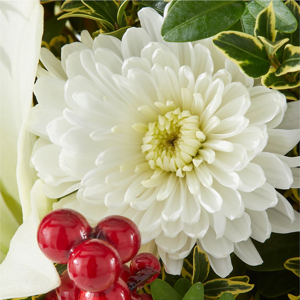 Festive Moments Tree –  White Lilies N Paradise, Kokomo IN