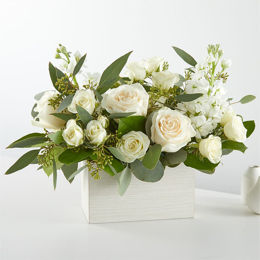 Fresh Linen Box Bouquet –  White Lilies N Paradise, Kokomo IN