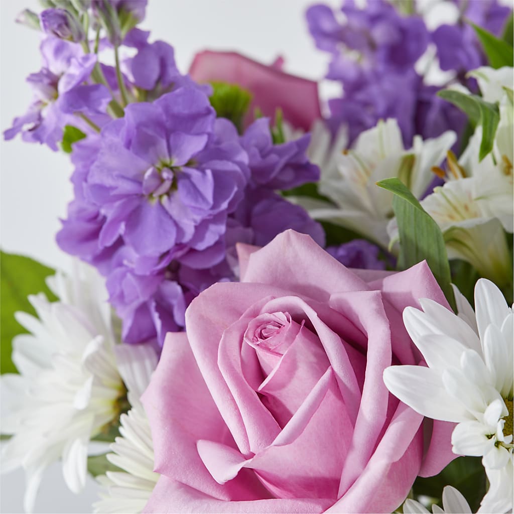 Garden of Peace Bouquet –  White Lilies N Paradise, Kokomo IN