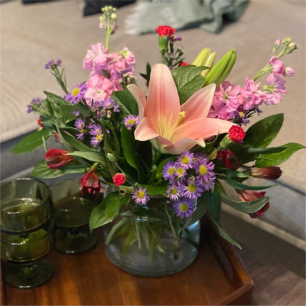 Romantique Bouquet –  White Lilies N Paradise, Kokomo IN