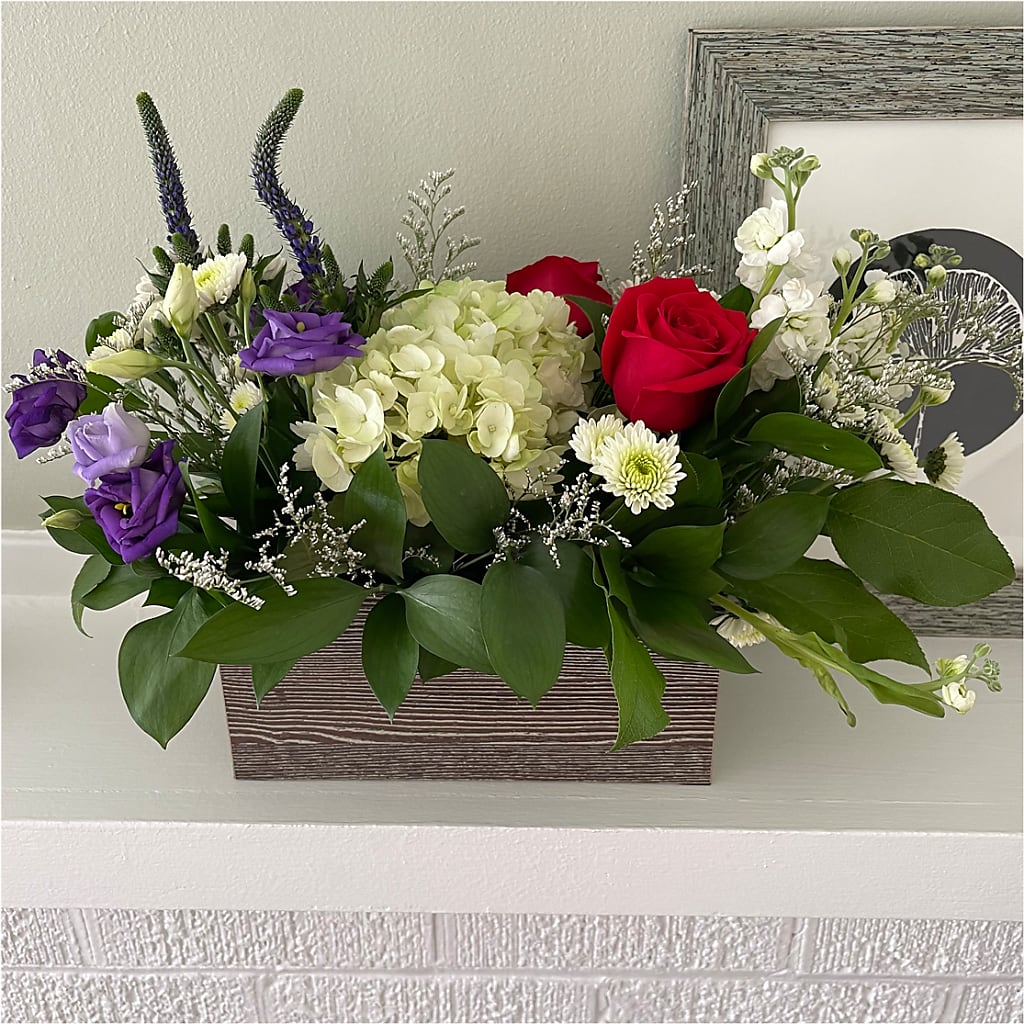 Sweet Magnolia Bouquet –  White Lilies N Paradise, Kokomo IN