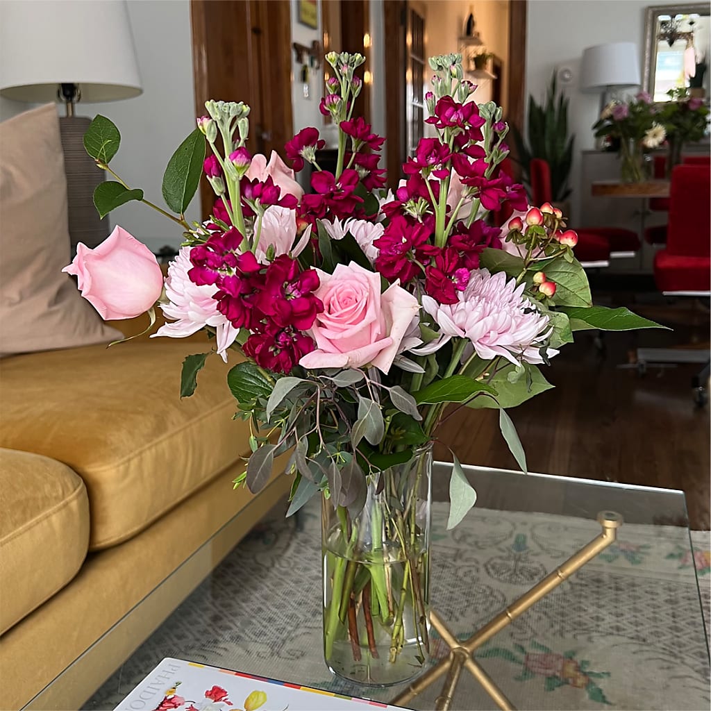 Sunday Morning Bouquet –  White Lilies N Paradise, Kokomo IN