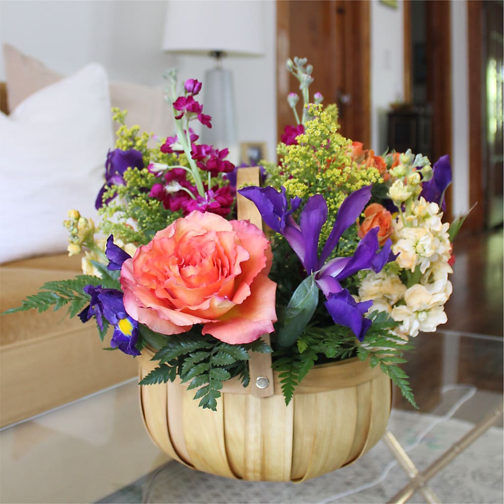Garden of Life Basket –  White Lilies N Paradise, Kokomo IN
