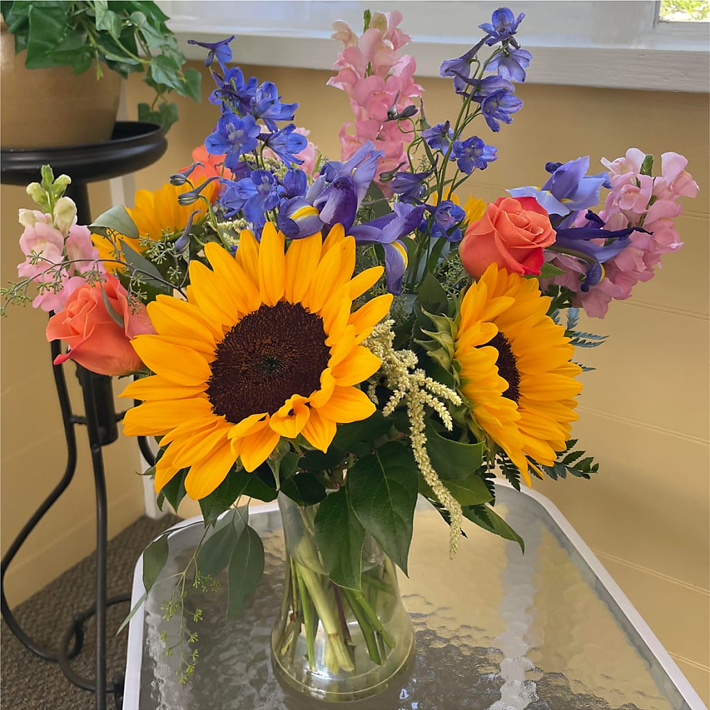 Rays of Life Bouquet –  White Lilies N Paradise, Kokomo IN