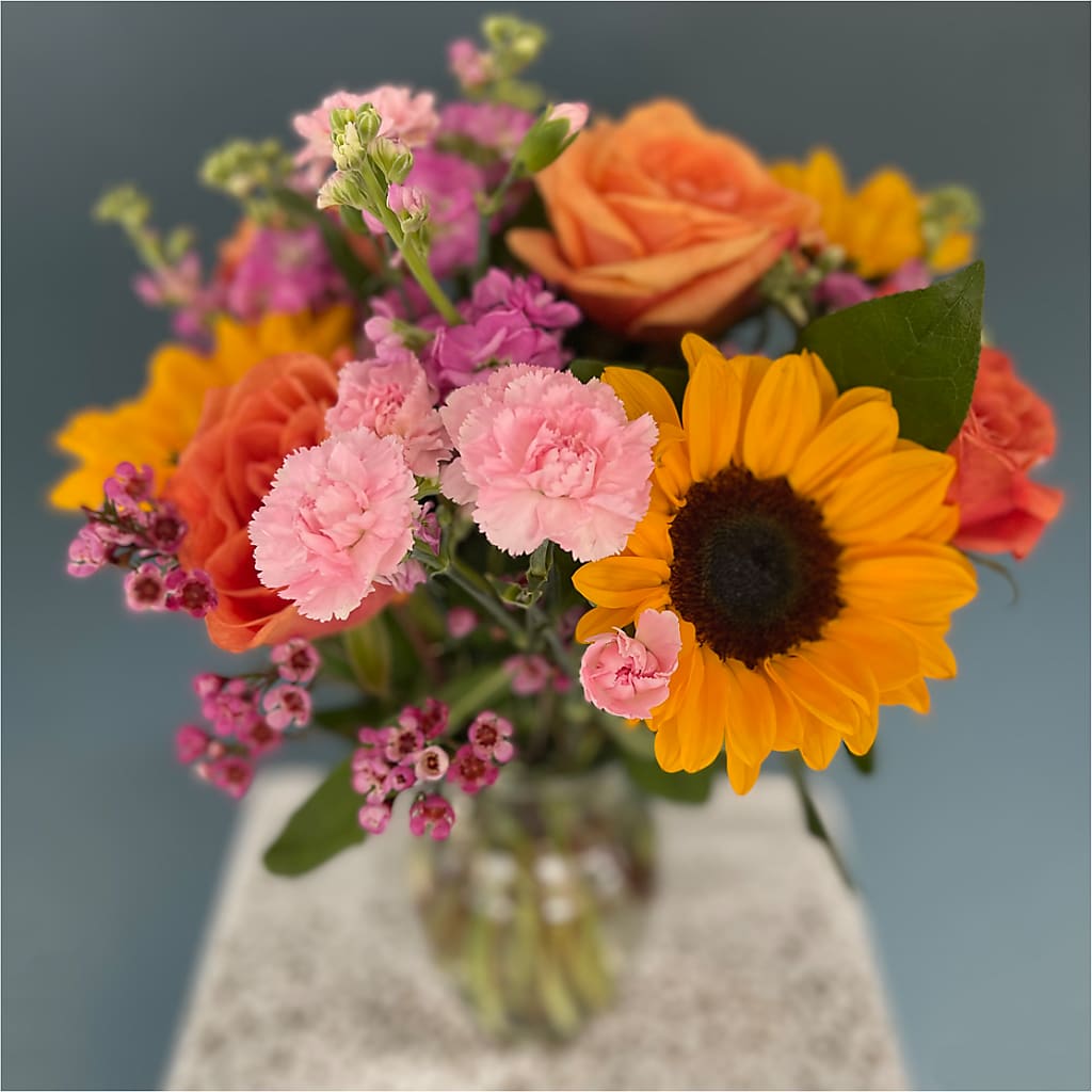 Yellow Brick Road Bouquet –  White Lilies N Paradise, Kokomo IN
