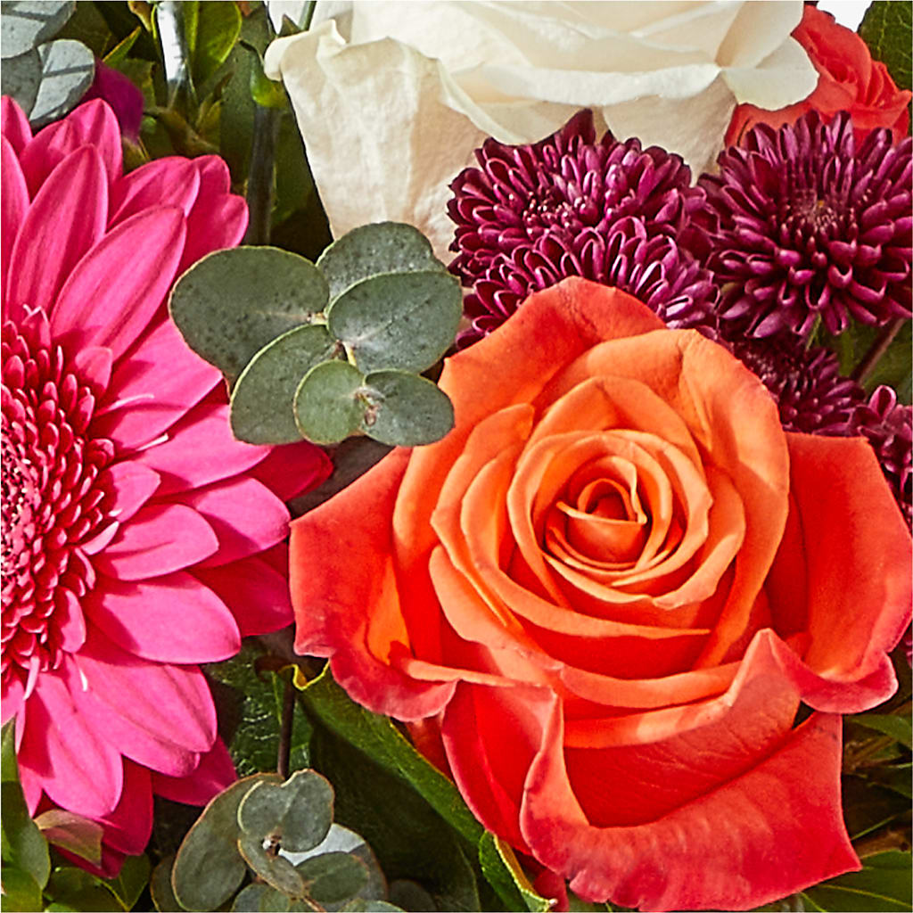 Smell the Roses Bouquet –  White Lilies N Paradise, Kokomo IN